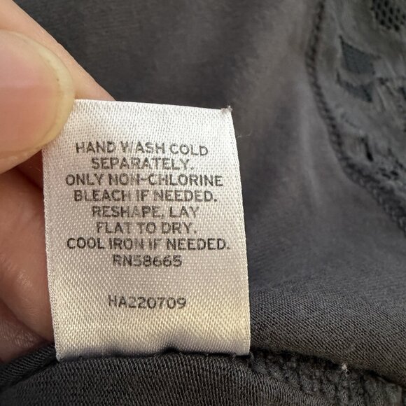 Halogen Grey Lace Trim and Straps Tank Top Y2K Aesthetic Grunge Millennial - Picture 8 of 8